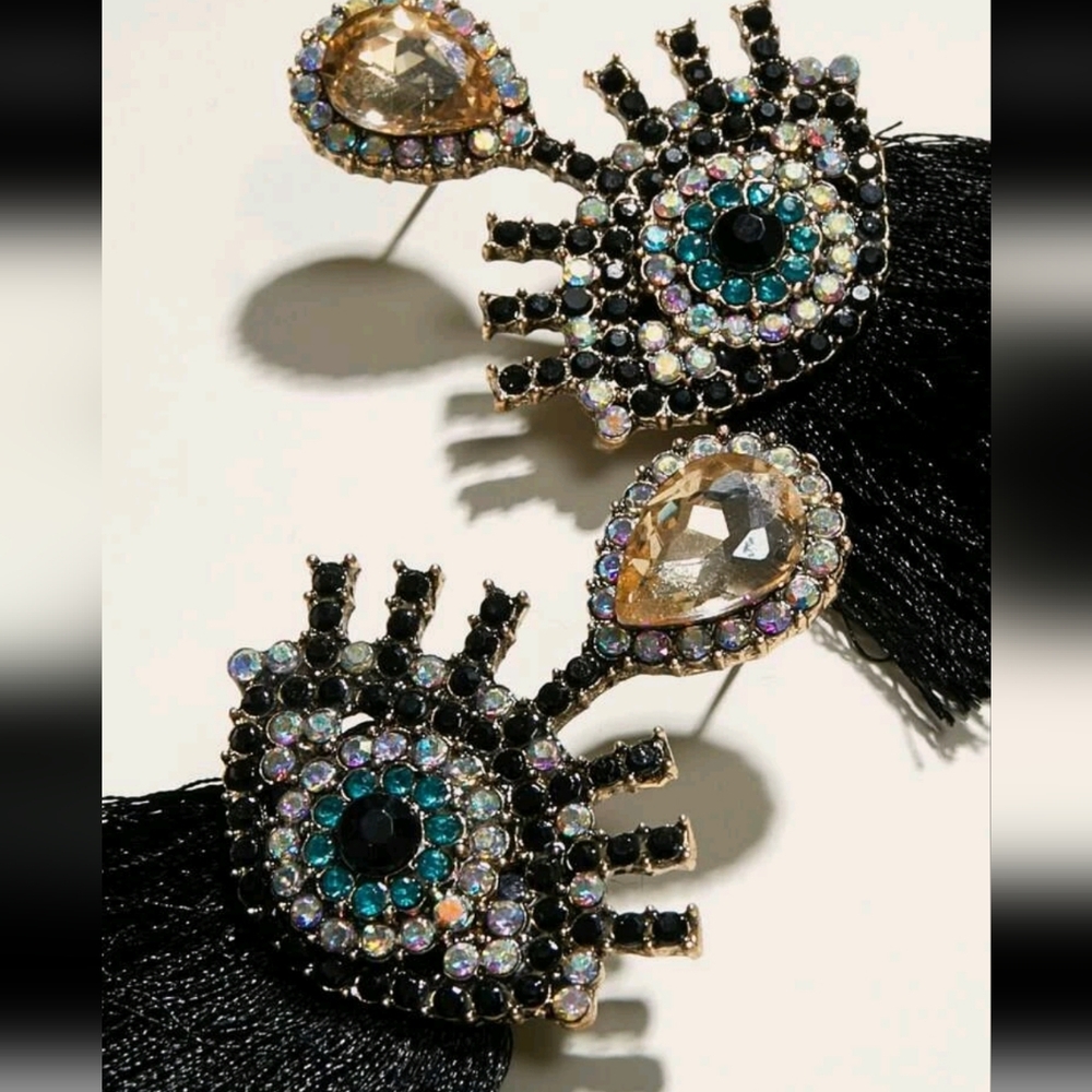 Eye Decor Tassel Drop earrings, engraved  rhinestone. - Picture 2 of 3